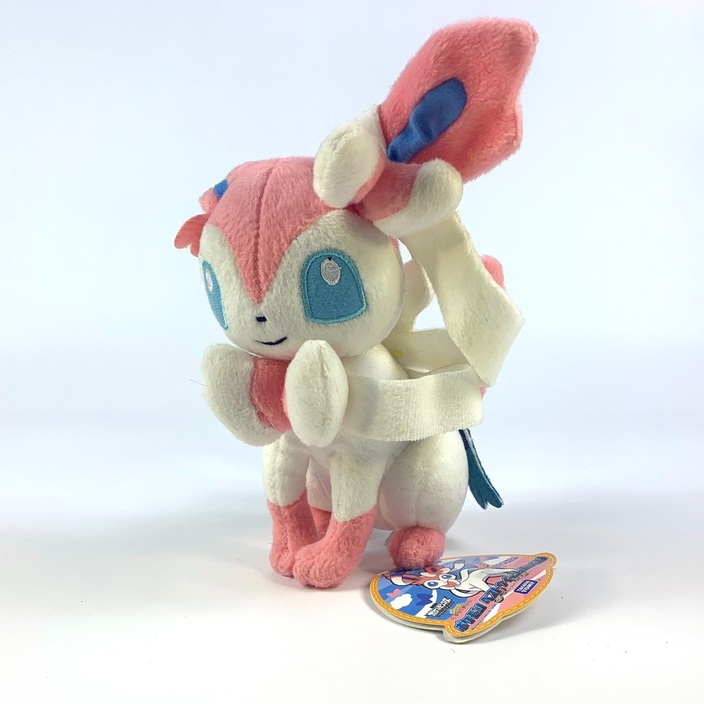 Takara Tomy Pokemon Sylveon Stuffed Plush Fairy Type Eevee Evolution 2013 Ninten